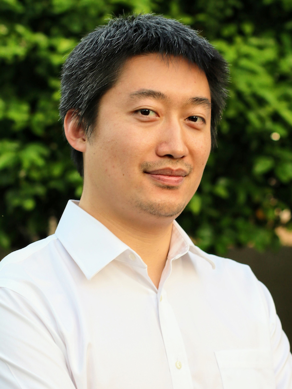 Portrait of Fengbo Ren