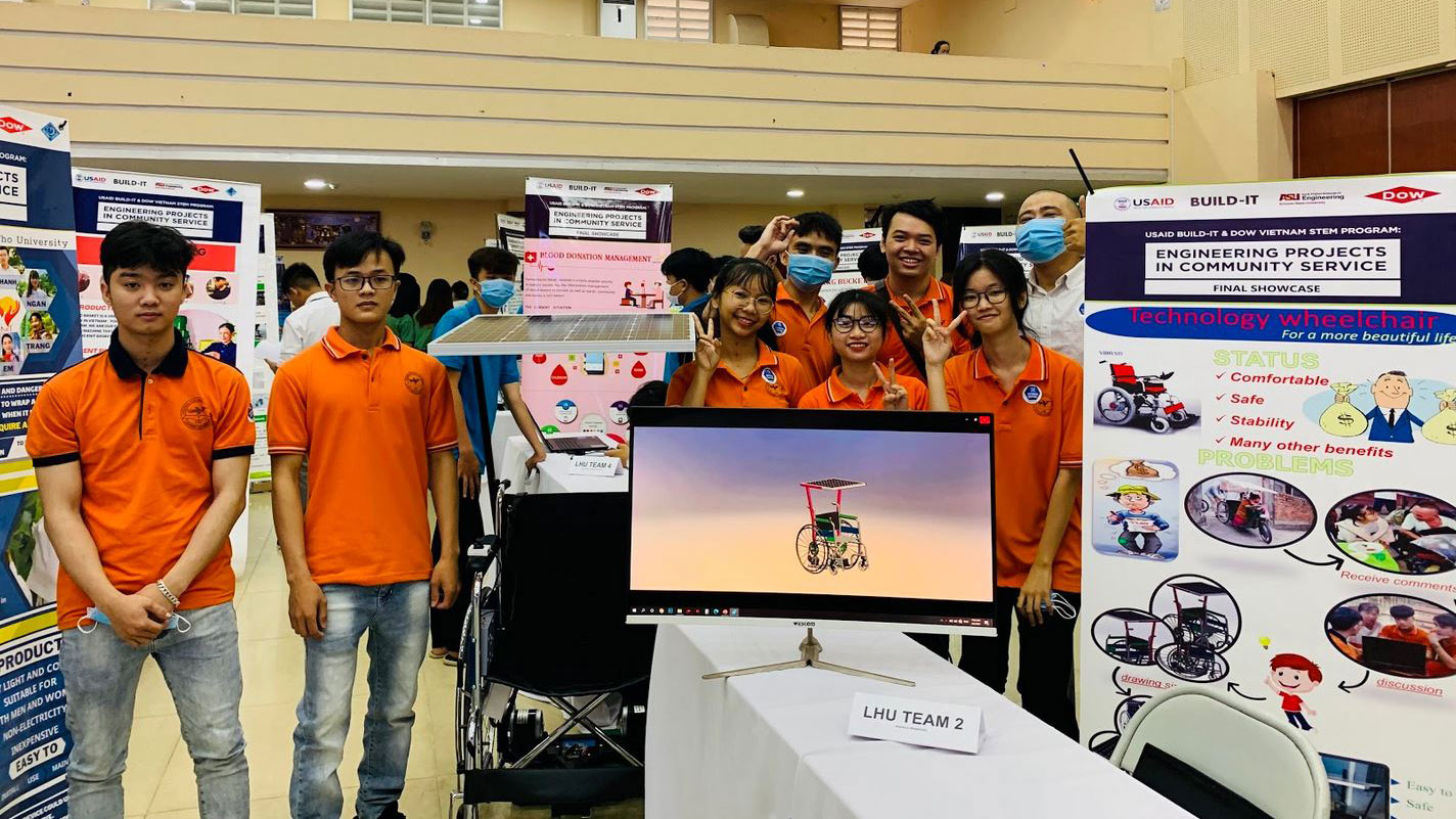 Members of the AutoMov team present their solution at the 2021 EPICS Final Showcase.