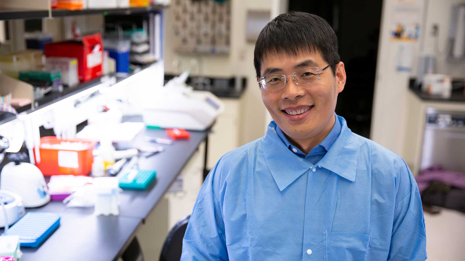 Xiaojun Tian in his lab